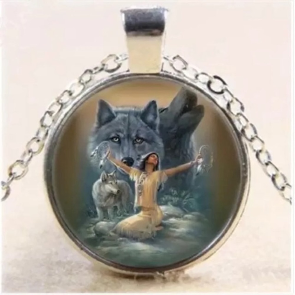 Native American Wolf Silver Cabochon Necklace